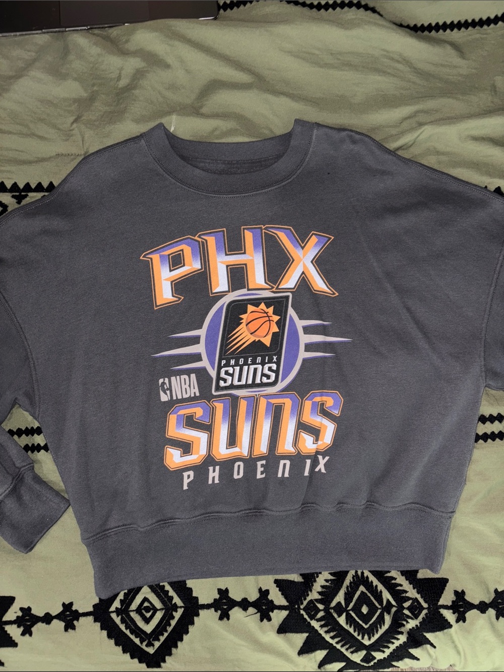 Abercrombie & Fitch Gray Phoenix Suns Logo Cropped Crewneck